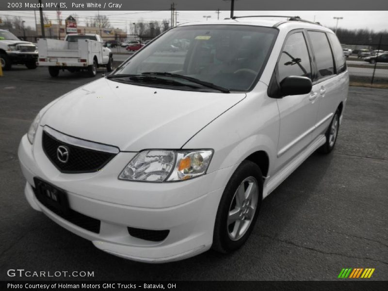 Front 3/4 View of 2003 MPV ES