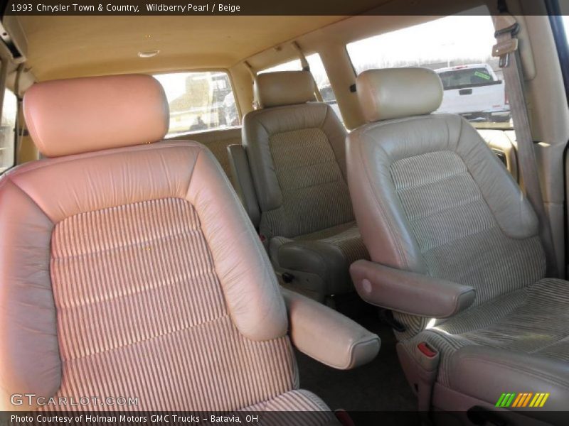 Wildberry Pearl / Beige 1993 Chrysler Town & Country