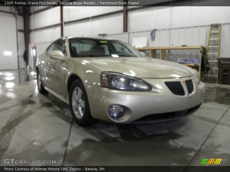 Sedona Beige Metallic / Parchment/Dark Pewter 2005 Pontiac Grand Prix Sedan