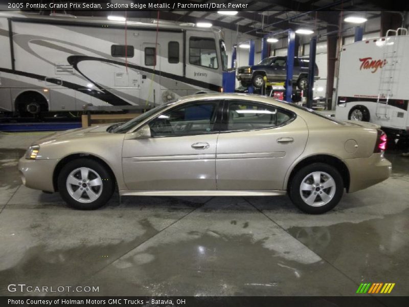 Sedona Beige Metallic / Parchment/Dark Pewter 2005 Pontiac Grand Prix Sedan