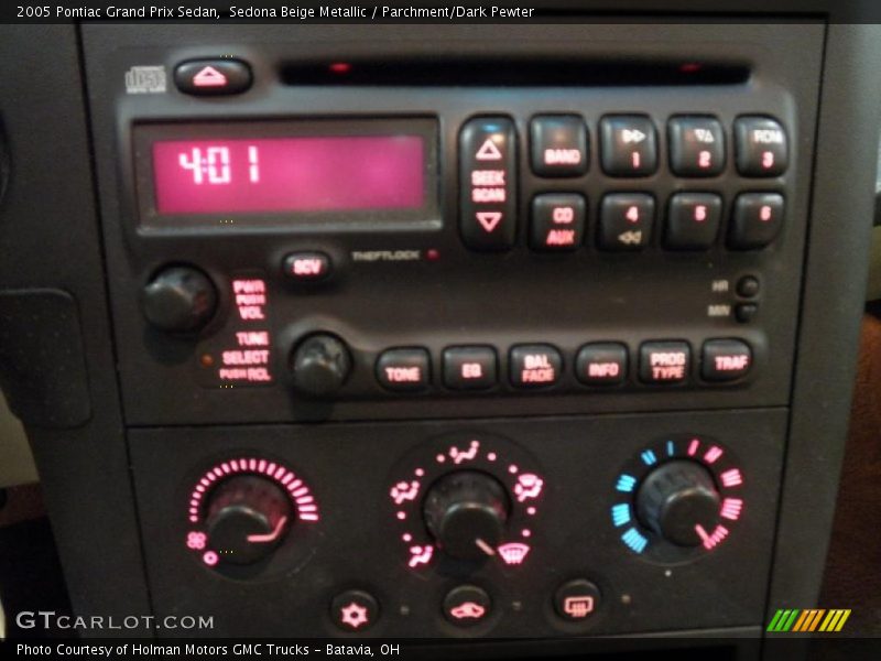 Sedona Beige Metallic / Parchment/Dark Pewter 2005 Pontiac Grand Prix Sedan
