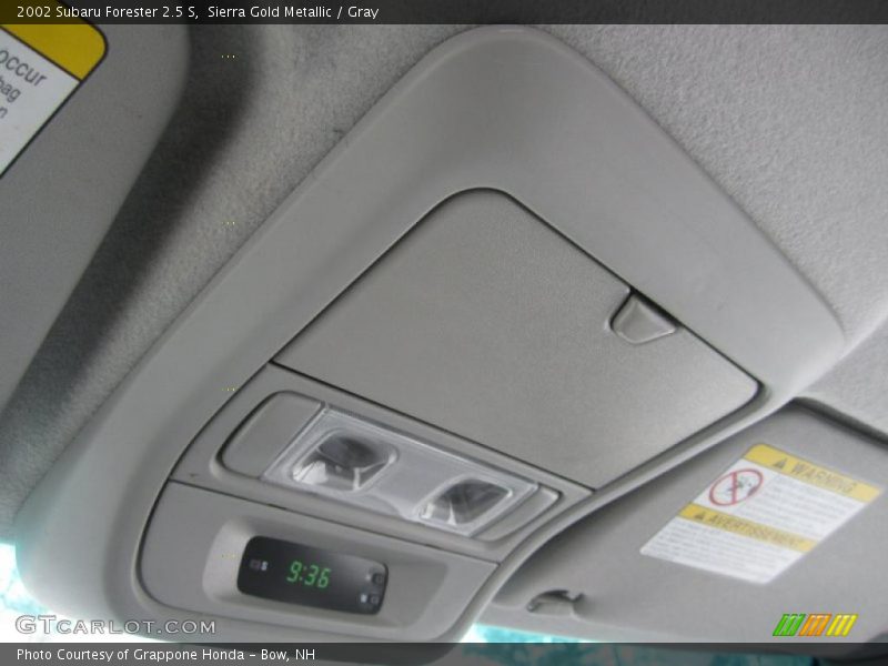 Sierra Gold Metallic / Gray 2002 Subaru Forester 2.5 S