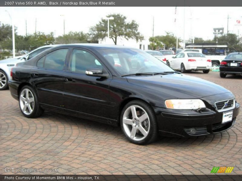 Front 3/4 View of 2007 S60 R AWD