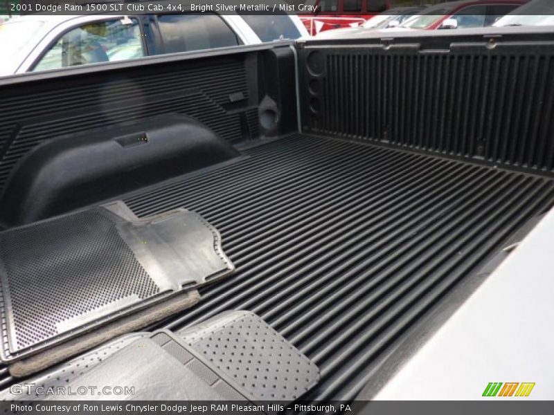 Bright Silver Metallic / Mist Gray 2001 Dodge Ram 1500 SLT Club Cab 4x4