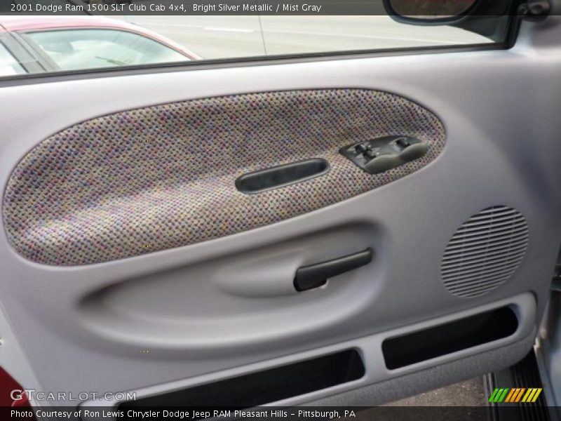 Bright Silver Metallic / Mist Gray 2001 Dodge Ram 1500 SLT Club Cab 4x4
