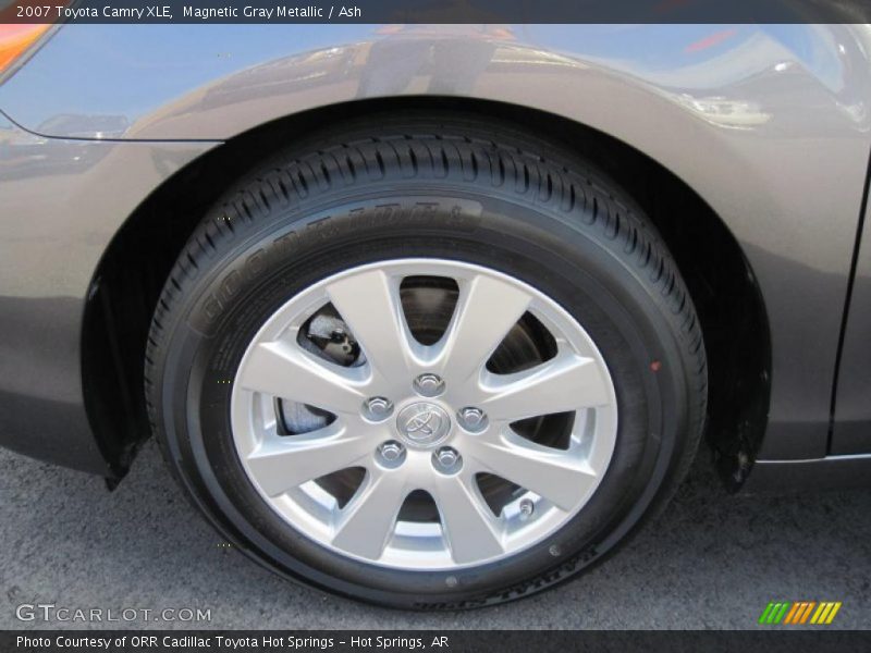 Magnetic Gray Metallic / Ash 2007 Toyota Camry XLE