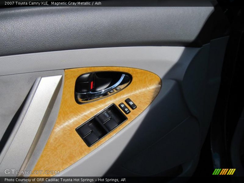 Magnetic Gray Metallic / Ash 2007 Toyota Camry XLE