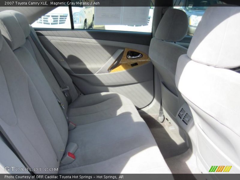 Magnetic Gray Metallic / Ash 2007 Toyota Camry XLE