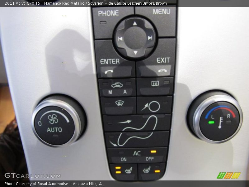 Flamenco Red Metallic / Soverign Hide Calcite Leather/Umbra Brown 2011 Volvo C70 T5