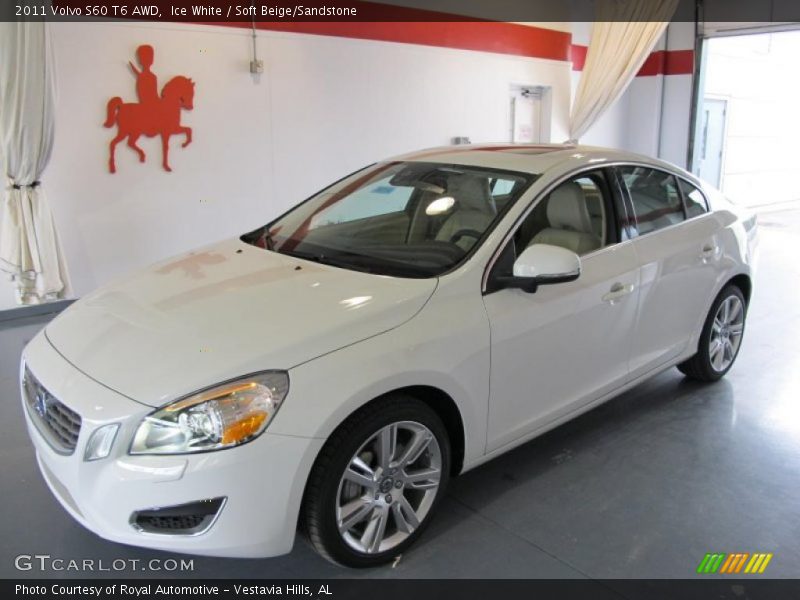 Ice White / Soft Beige/Sandstone 2011 Volvo S60 T6 AWD