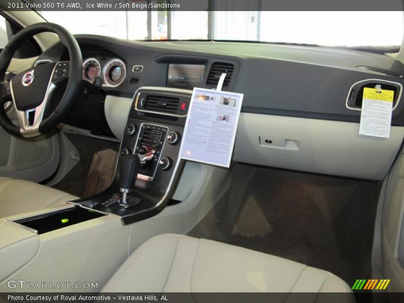 Dashboard of 2011 S60 T6 AWD
