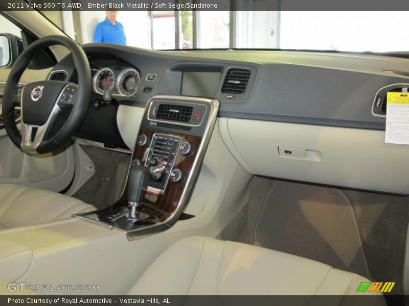 Dashboard of 2011 S60 T6 AWD