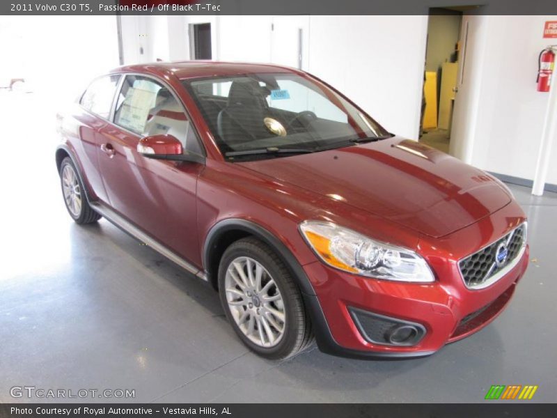 Passion Red / Off Black T-Tec 2011 Volvo C30 T5