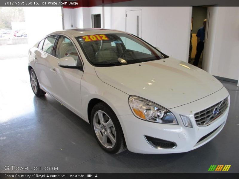 Ice White / Soft Beige 2012 Volvo S60 T5