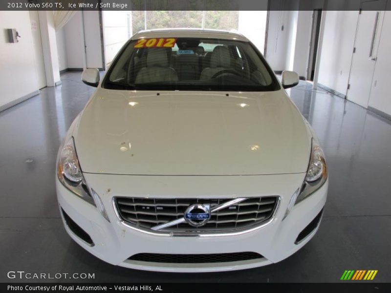 Ice White / Soft Beige 2012 Volvo S60 T5