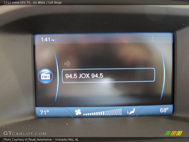 Ice White / Soft Beige 2012 Volvo S60 T5