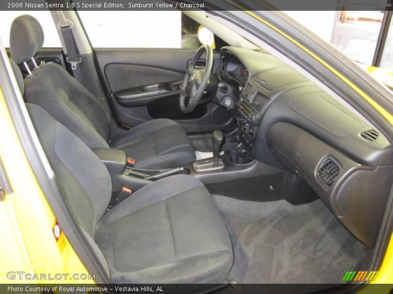  2006 Sentra 1.8 S Special Edition Charcoal Interior