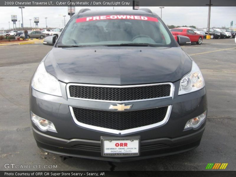 Cyber Gray Metallic / Dark Gray/Light Gray 2009 Chevrolet Traverse LT
