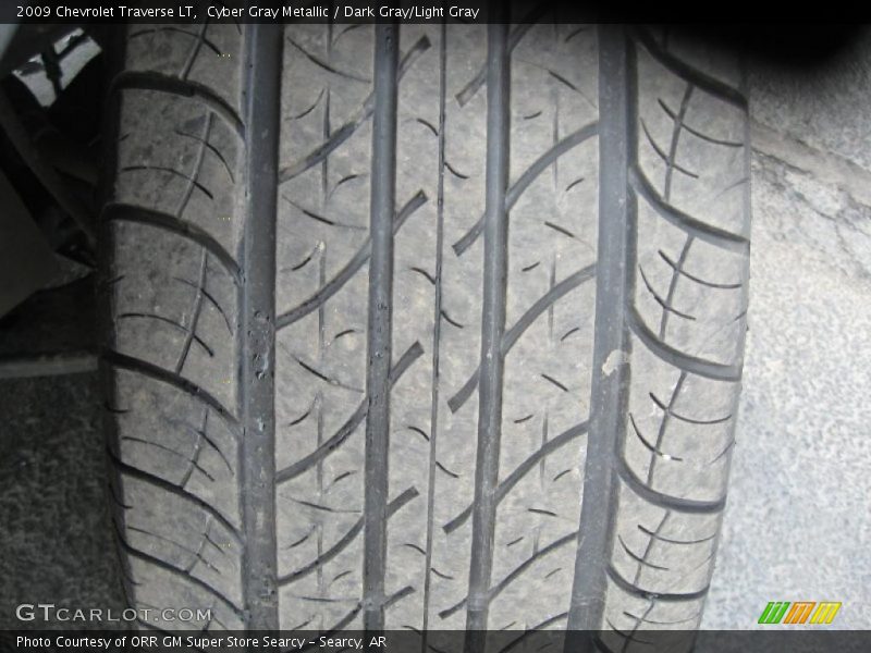 Cyber Gray Metallic / Dark Gray/Light Gray 2009 Chevrolet Traverse LT