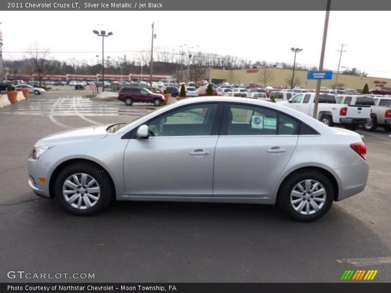 Silver Ice Metallic / Jet Black 2011 Chevrolet Cruze LT
