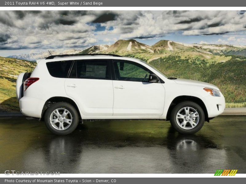  2011 RAV4 V6 4WD Super White