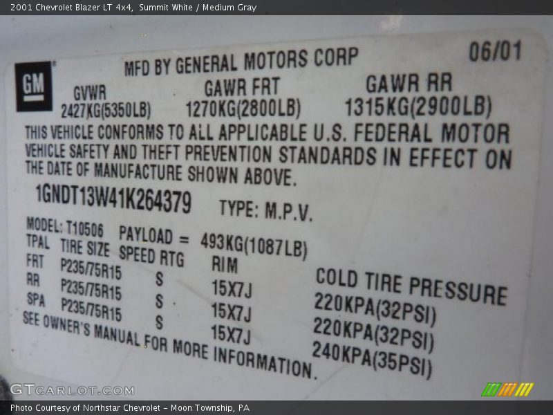 Summit White / Medium Gray 2001 Chevrolet Blazer LT 4x4