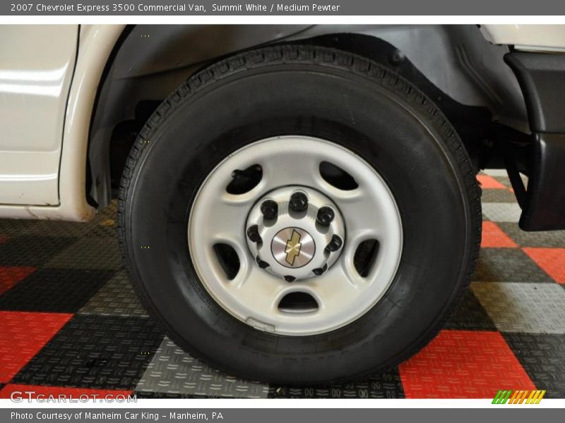  2007 Express 3500 Commercial Van Wheel