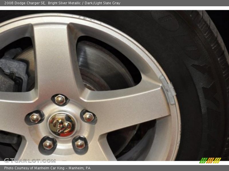 Bright Silver Metallic / Dark/Light Slate Gray 2008 Dodge Charger SE