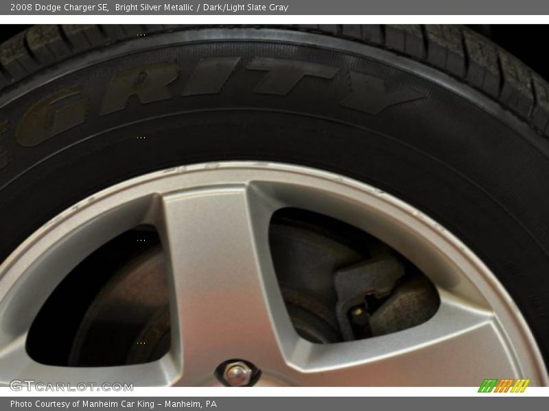 Bright Silver Metallic / Dark/Light Slate Gray 2008 Dodge Charger SE