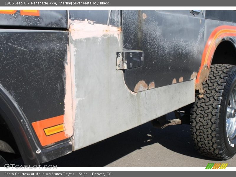 Sterling Silver Metallic / Black 1986 Jeep CJ7 Renegade 4x4