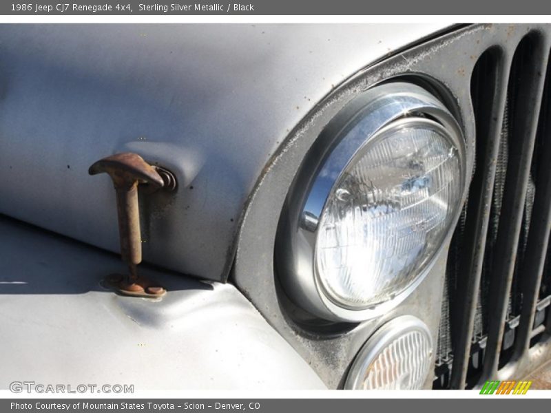 Sterling Silver Metallic / Black 1986 Jeep CJ7 Renegade 4x4