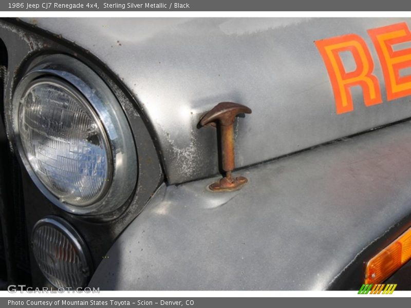 Sterling Silver Metallic / Black 1986 Jeep CJ7 Renegade 4x4