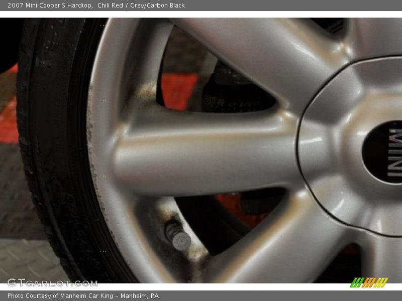 Chili Red / Grey/Carbon Black 2007 Mini Cooper S Hardtop