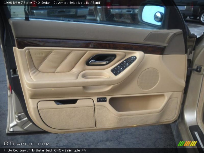 Door Panel of 1998 7 Series 740i Sedan