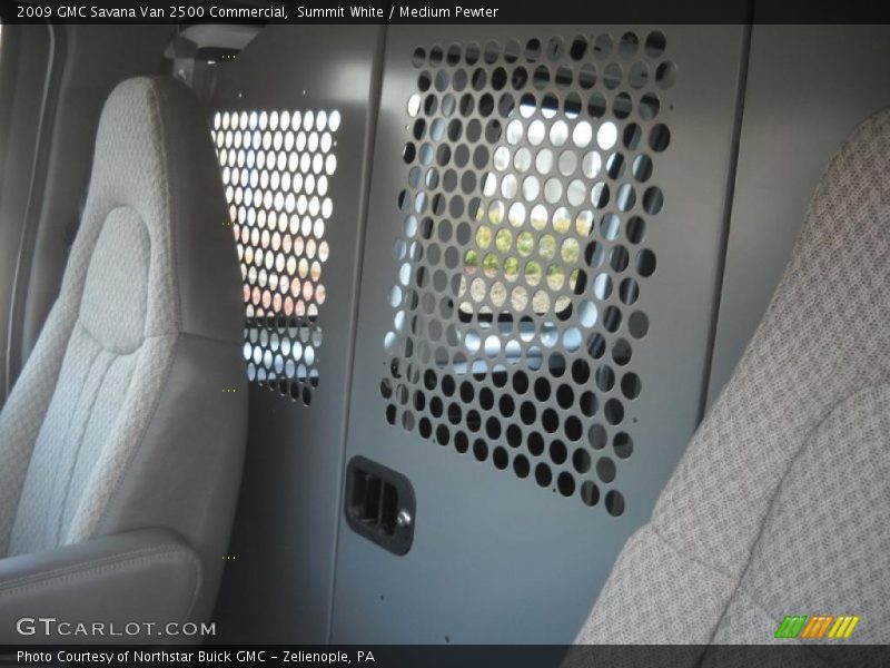 Summit White / Medium Pewter 2009 GMC Savana Van 2500 Commercial