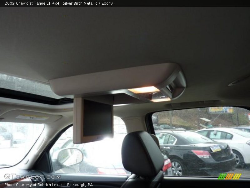 Silver Birch Metallic / Ebony 2009 Chevrolet Tahoe LT 4x4