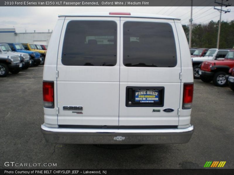 Oxford White / Medium Flint 2010 Ford E Series Van E350 XLT Passenger Extended