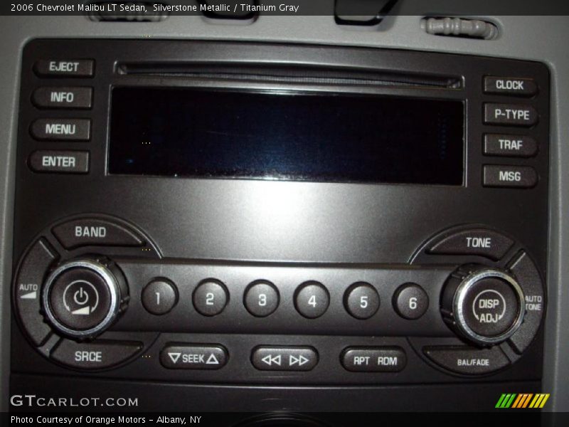 Controls of 2006 Malibu LT Sedan