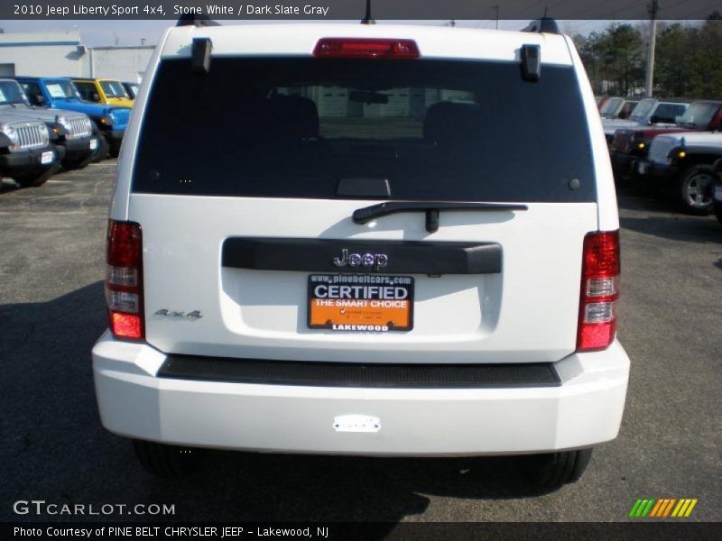 Stone White / Dark Slate Gray 2010 Jeep Liberty Sport 4x4