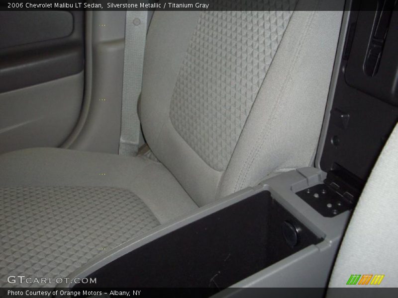 Silverstone Metallic / Titanium Gray 2006 Chevrolet Malibu LT Sedan