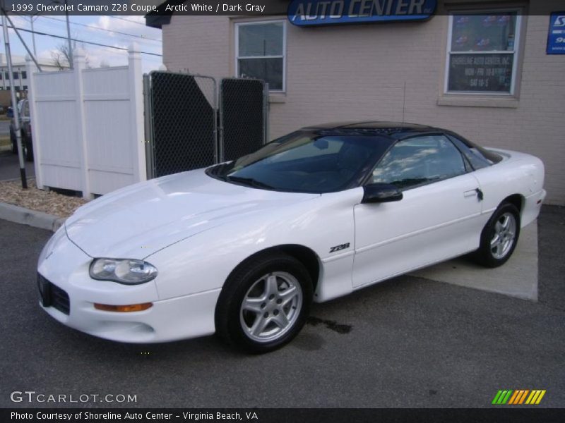Front 3/4 View of 1999 Camaro Z28 Coupe