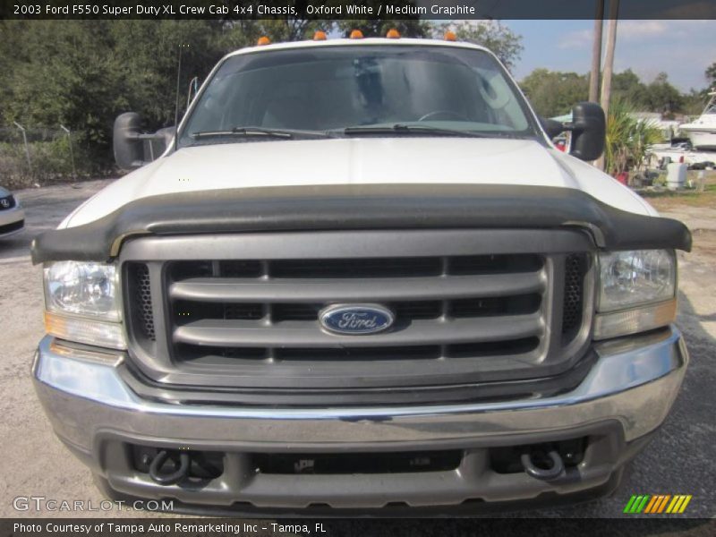 Oxford White / Medium Graphite 2003 Ford F550 Super Duty XL Crew Cab 4x4 Chassis
