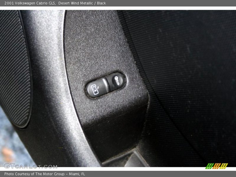 Desert Wind Metallic / Black 2001 Volkswagen Cabrio GLS