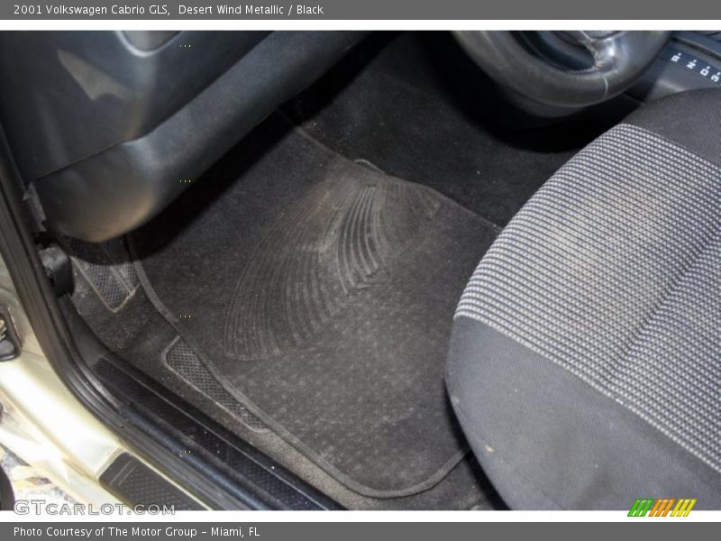 Desert Wind Metallic / Black 2001 Volkswagen Cabrio GLS