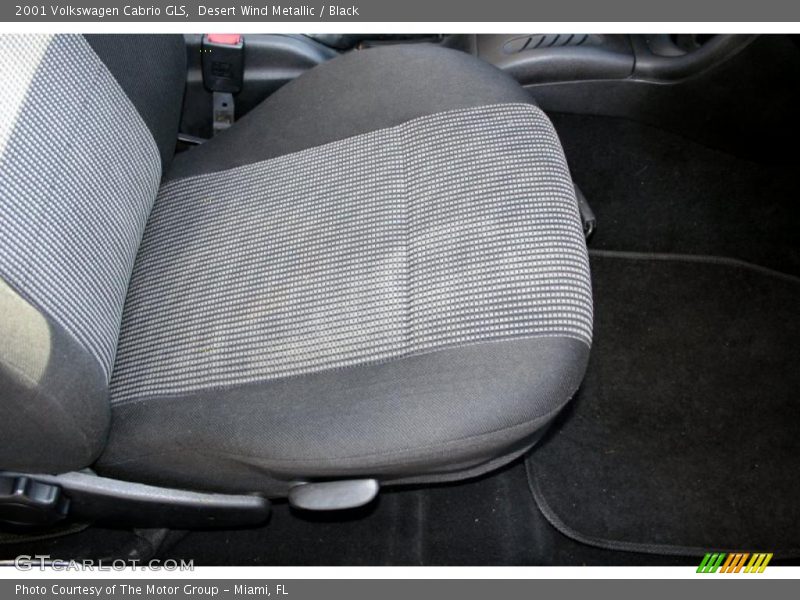 Desert Wind Metallic / Black 2001 Volkswagen Cabrio GLS