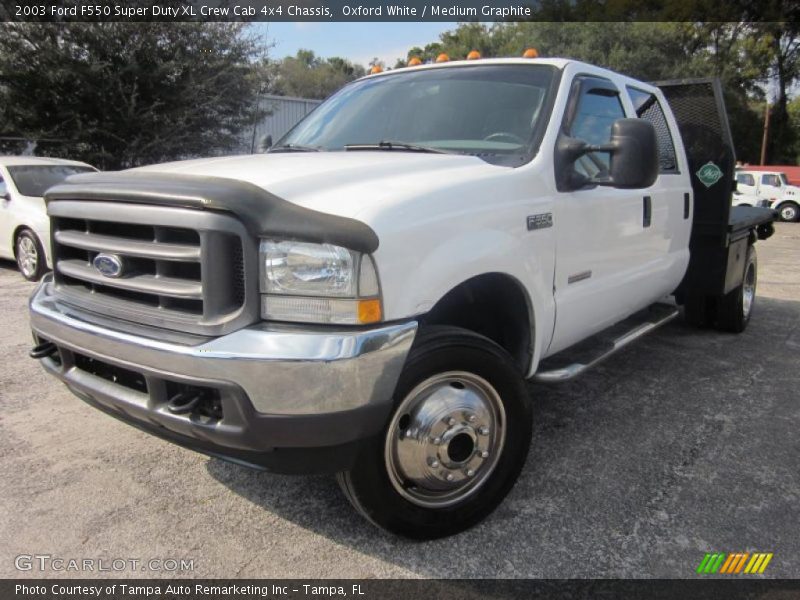 Oxford White / Medium Graphite 2003 Ford F550 Super Duty XL Crew Cab 4x4 Chassis