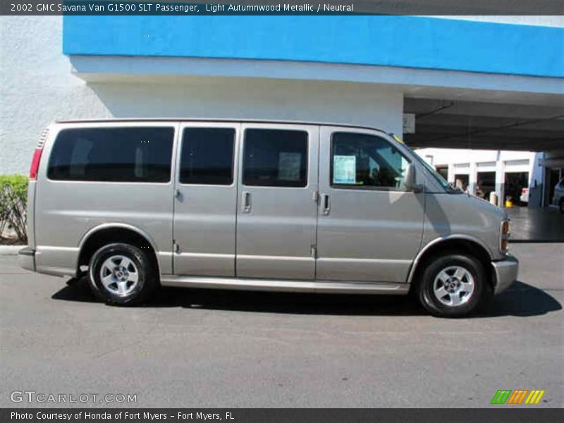  2002 Savana Van G1500 SLT Passenger Light Autumnwood Metallic
