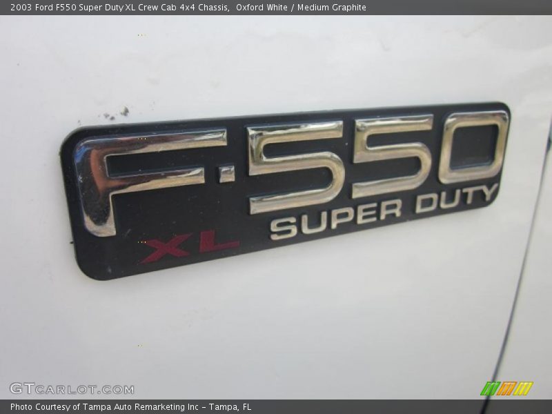 Oxford White / Medium Graphite 2003 Ford F550 Super Duty XL Crew Cab 4x4 Chassis