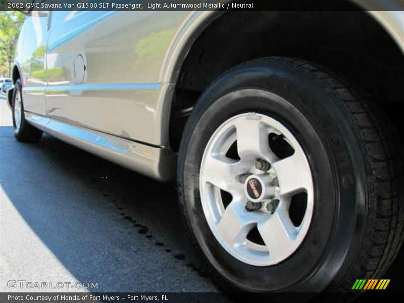 Light Autumnwood Metallic / Neutral 2002 GMC Savana Van G1500 SLT Passenger