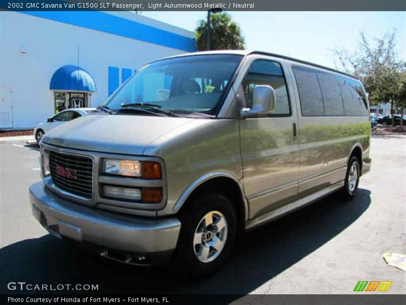 Light Autumnwood Metallic / Neutral 2002 GMC Savana Van G1500 SLT Passenger